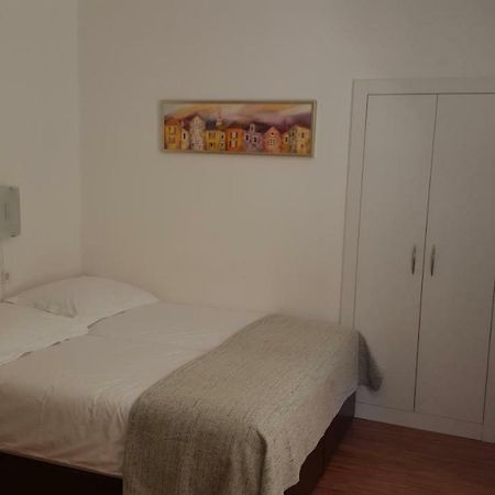 Studio Apartment Mila Split Bagian luar foto