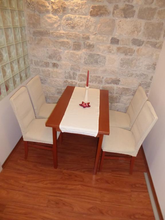 Studio Apartment Mila Split Bagian luar foto
