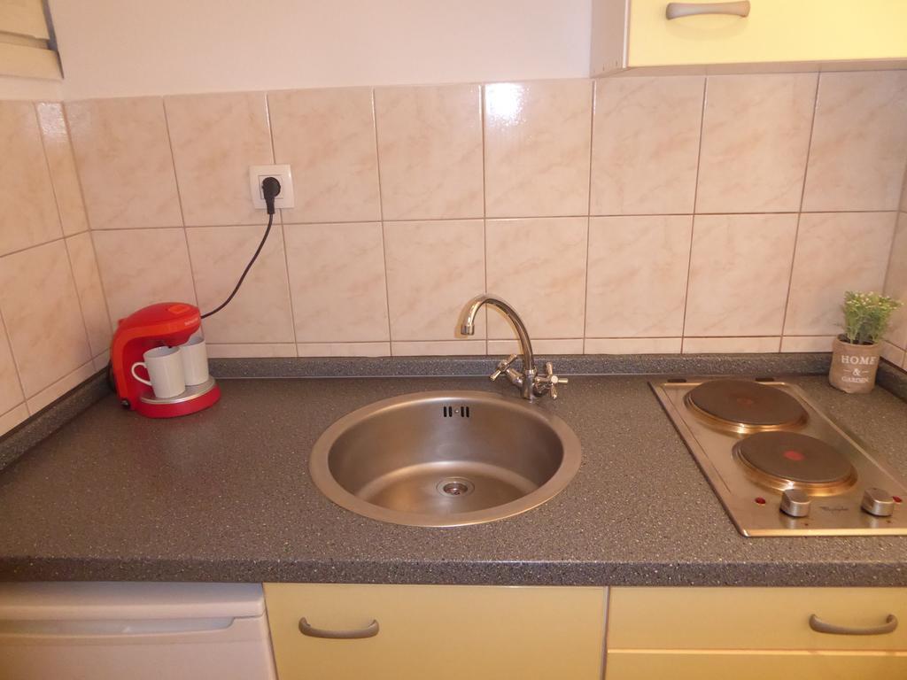 Studio Apartment Mila Split Bagian luar foto